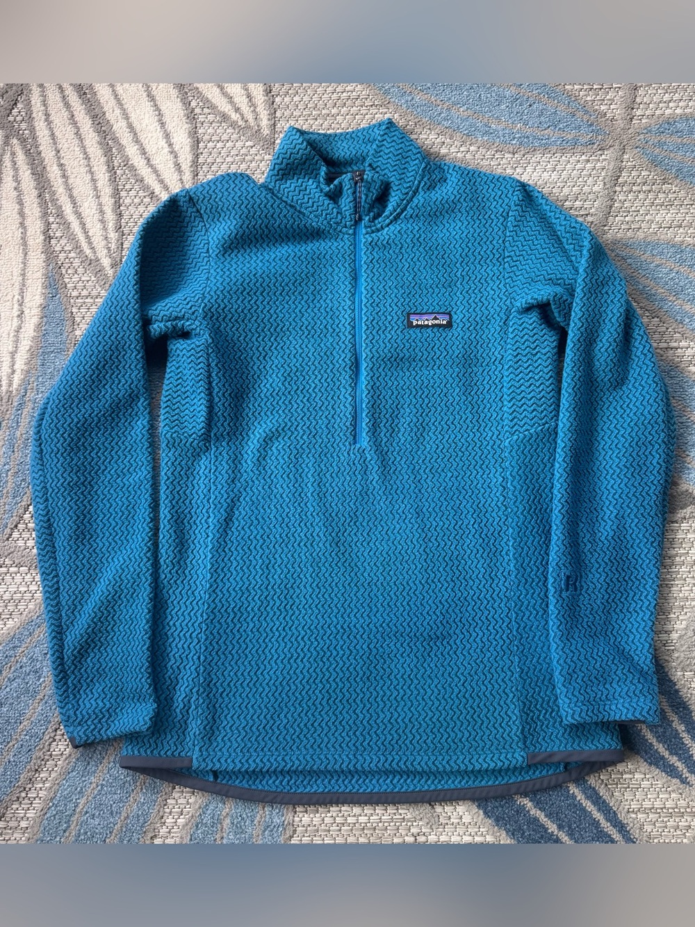 Patagonia Women’s R1 Air Zip Neck Pullover Medium Zig Zag Regulator Teal Fleece
